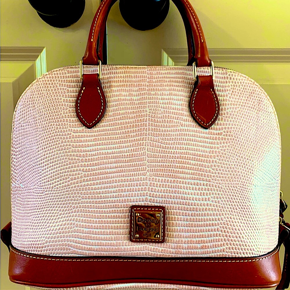 RARE HTF EUC Dooney and Bourke Lizard Leather Zip Zip Satchel crossbody in blush - Picture 2 of 13